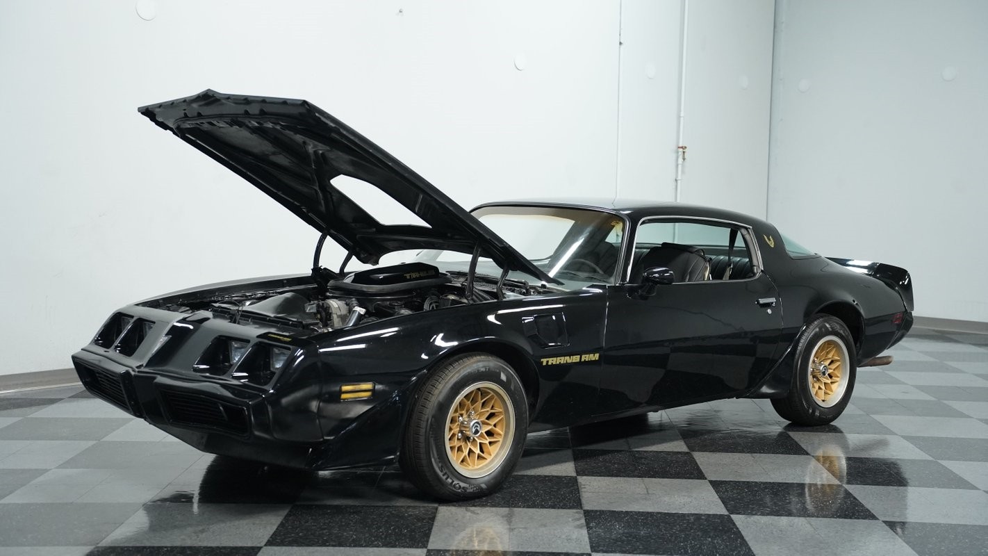 Pontiac-Firebird-1979-Coupe-28