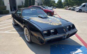 Pontiac-Firebird-1979-Coupe-3