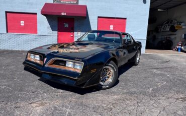Pontiac-Firebird-1981-Coupe-1