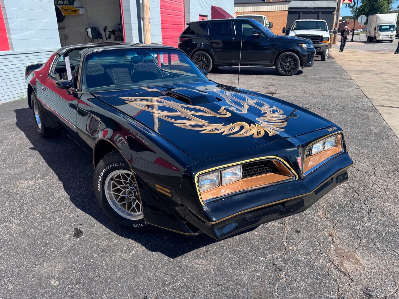 Pontiac-Firebird-1981-Coupe-5