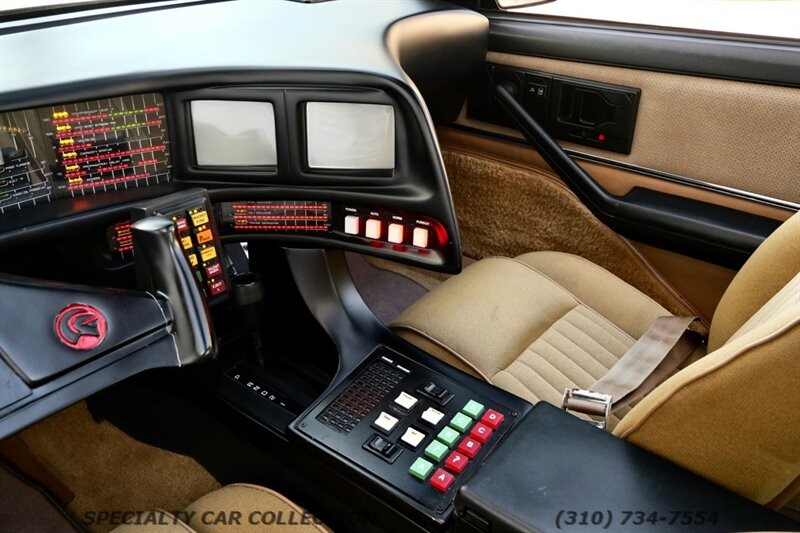Pontiac-Firebird-1982-19