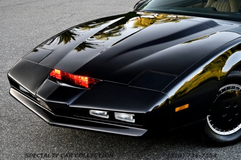 Pontiac-Firebird-1982-2