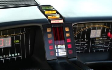 Pontiac-Firebird-1982-27