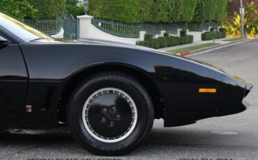 Pontiac-Firebird-1982-6
