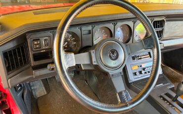 Pontiac-Firebird-1982-Coupe-13