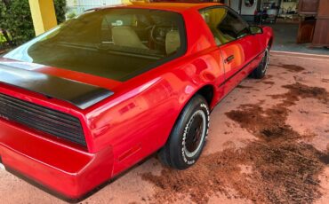 Pontiac-Firebird-1982-Coupe-17