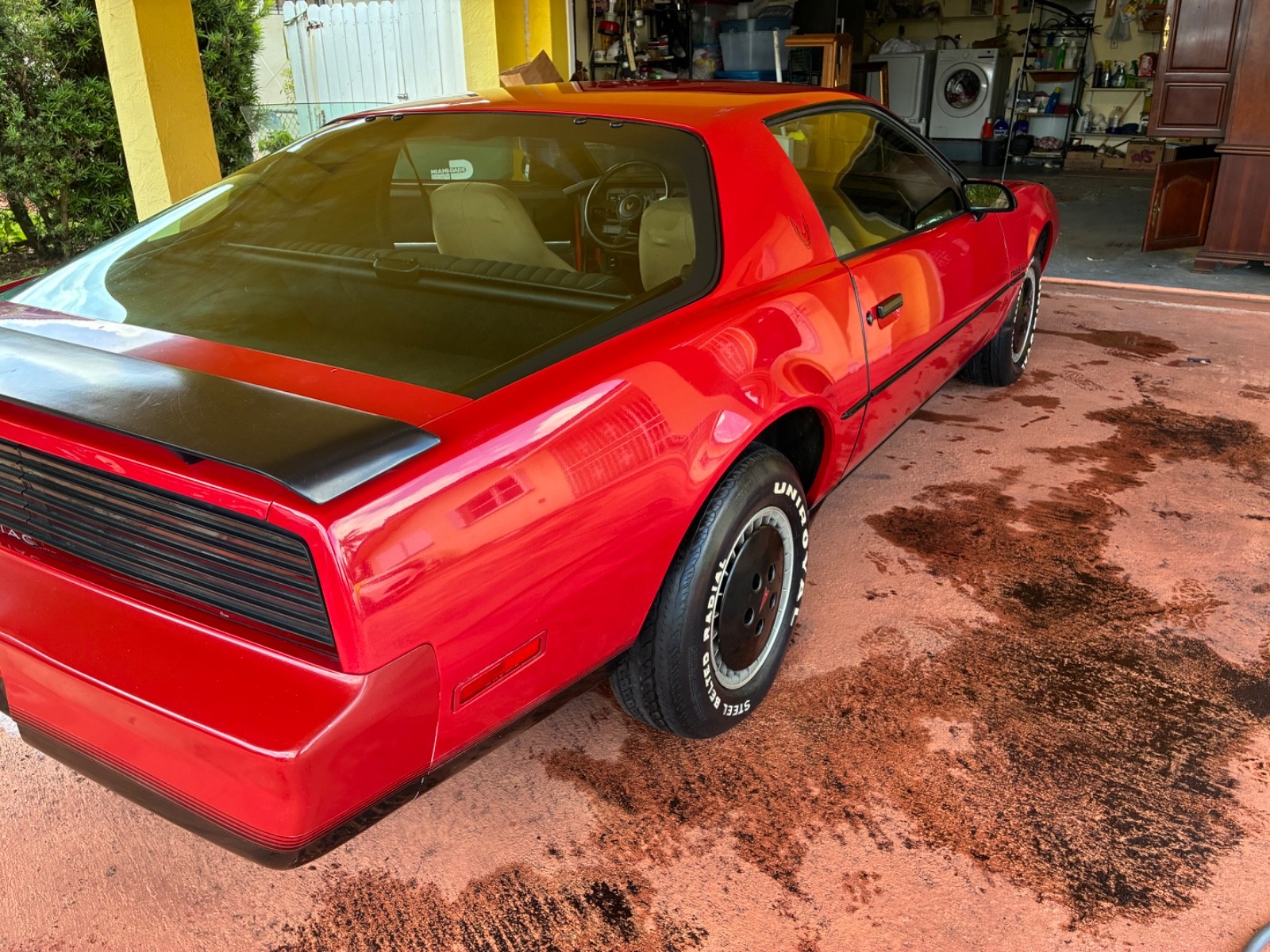 Pontiac-Firebird-1982-Coupe-17
