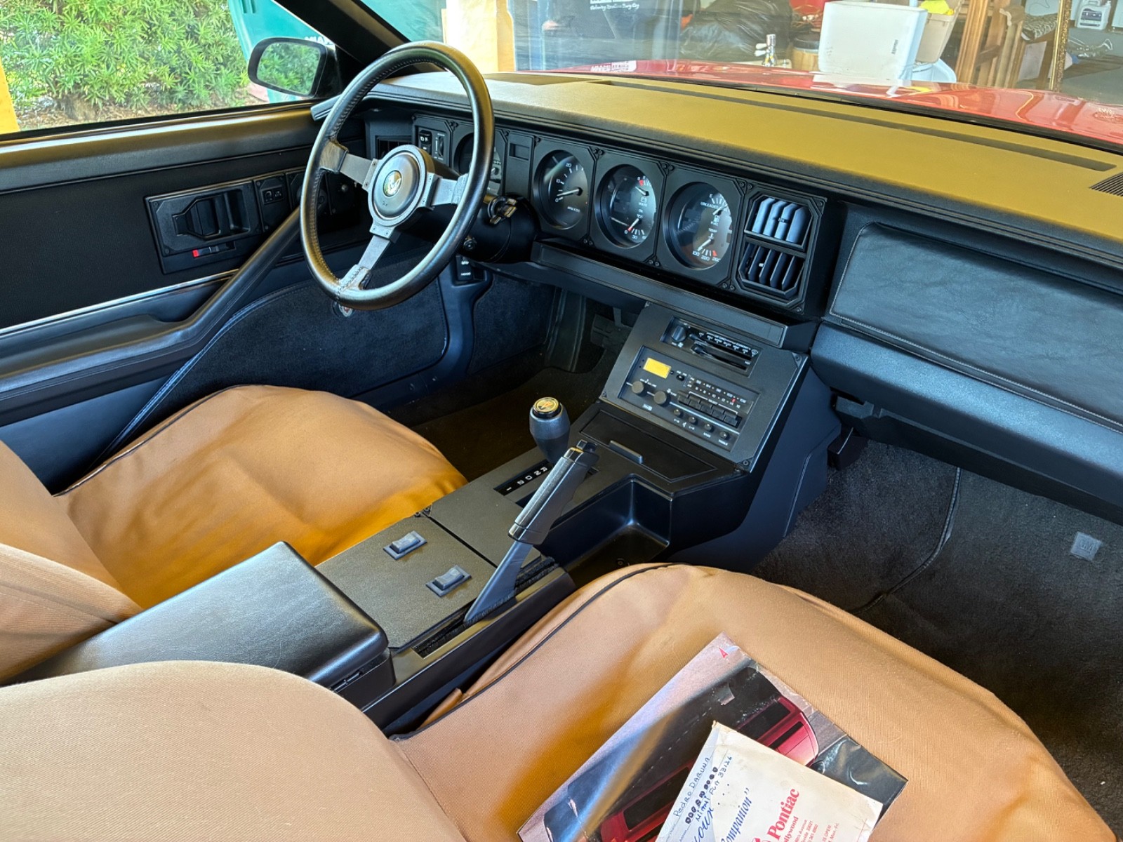Pontiac-Firebird-1982-Coupe-4
