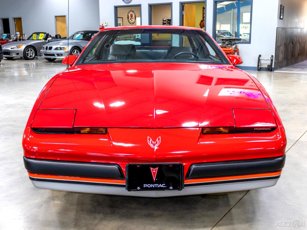 Pontiac-Firebird-1988-Other-1