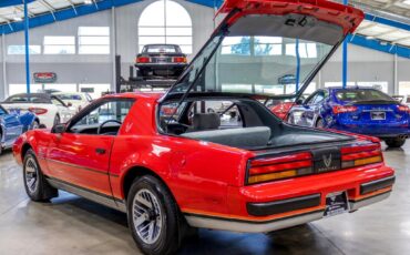 Pontiac-Firebird-1988-Other-14
