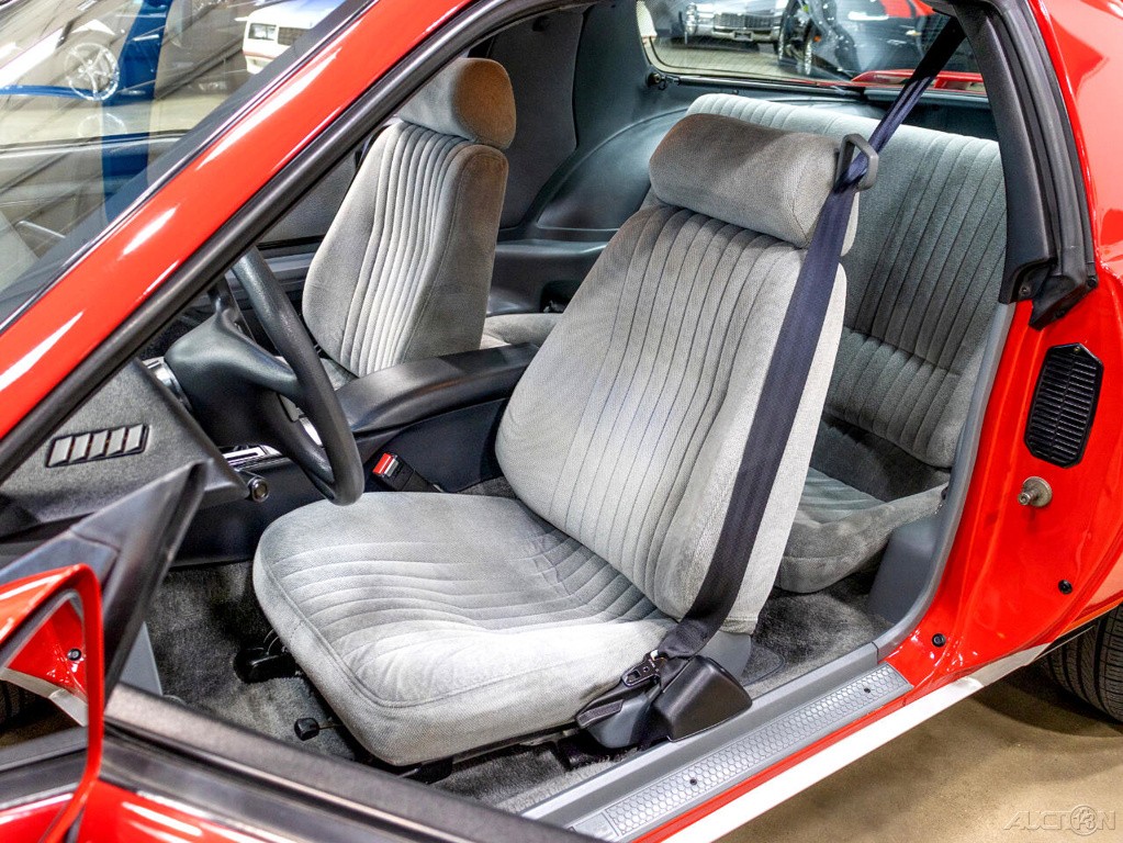 Pontiac-Firebird-1988-Other-22