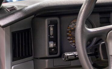 Pontiac-Firebird-1988-Other-23