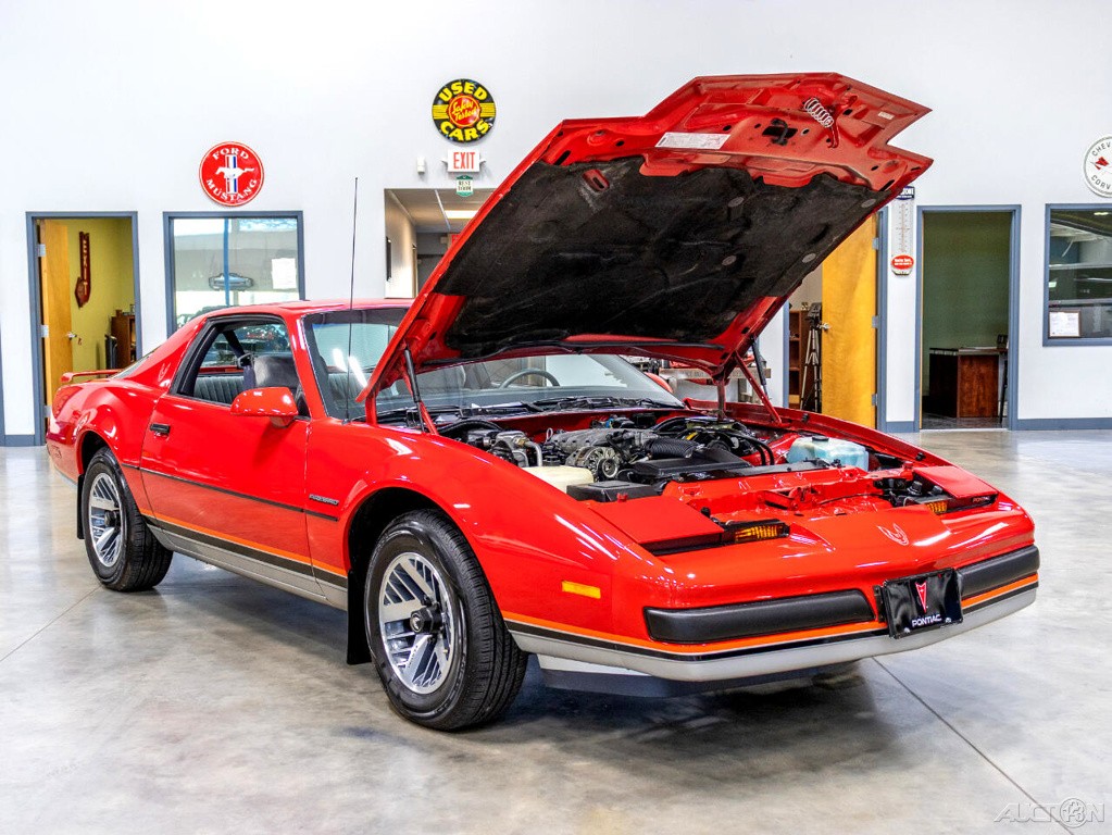 Pontiac-Firebird-1988-Other-8