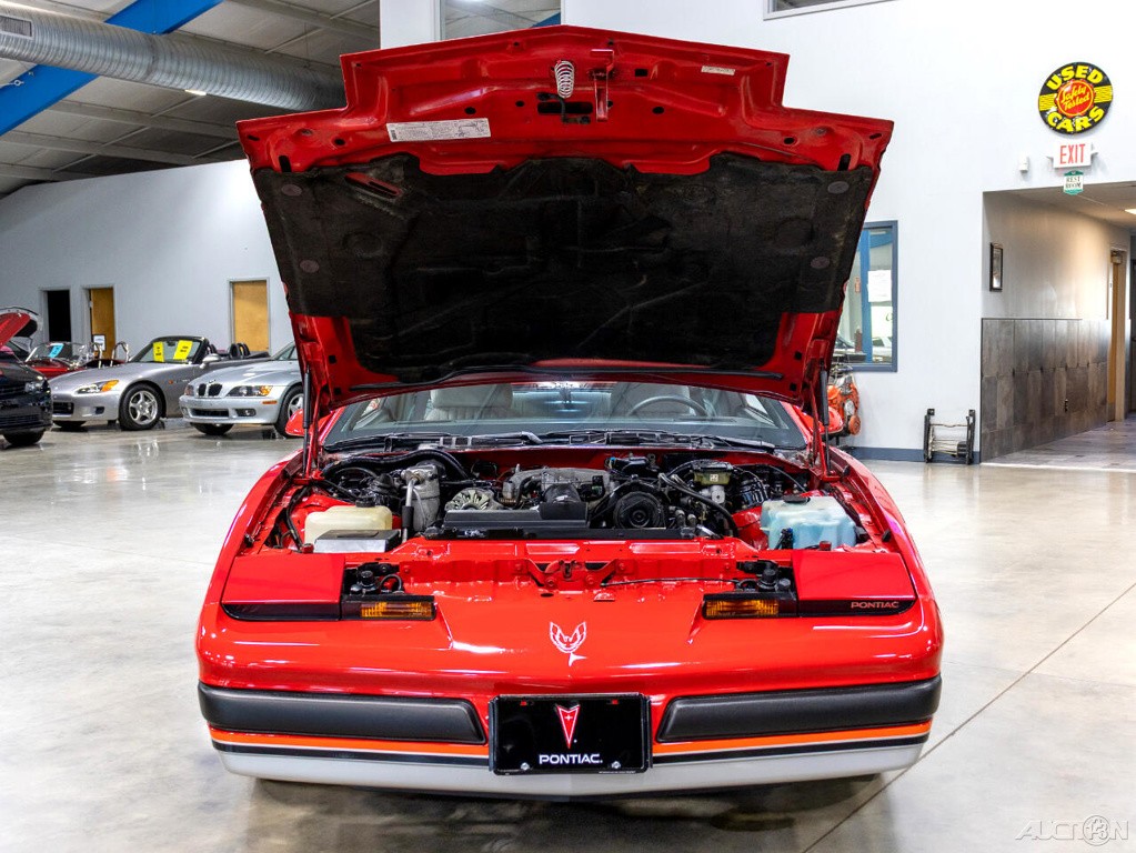 Pontiac-Firebird-1988-Other-9