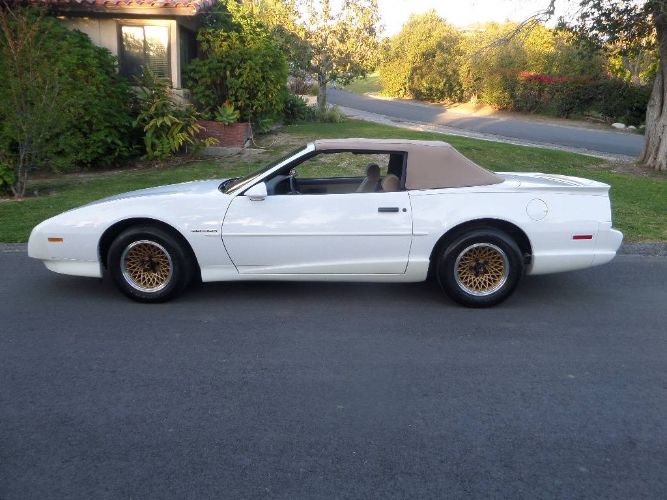 Pontiac-Firebird-1992-White-13