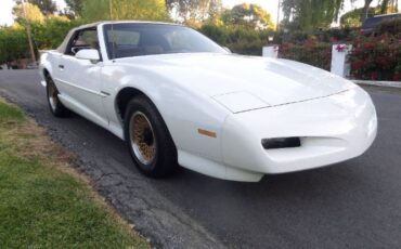 Pontiac-Firebird-1992-White-15