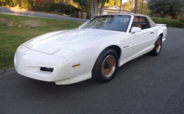 Pontiac-Firebird-1992-White-3