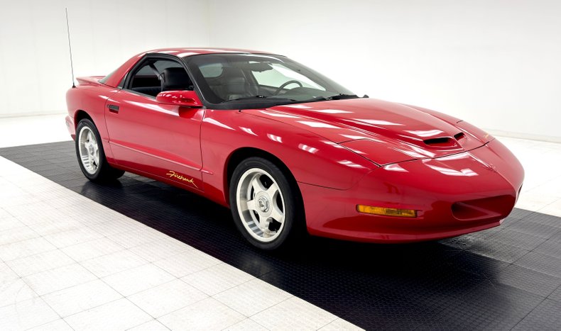 Pontiac-Firebird-1993-Bright-Red-Gray-10