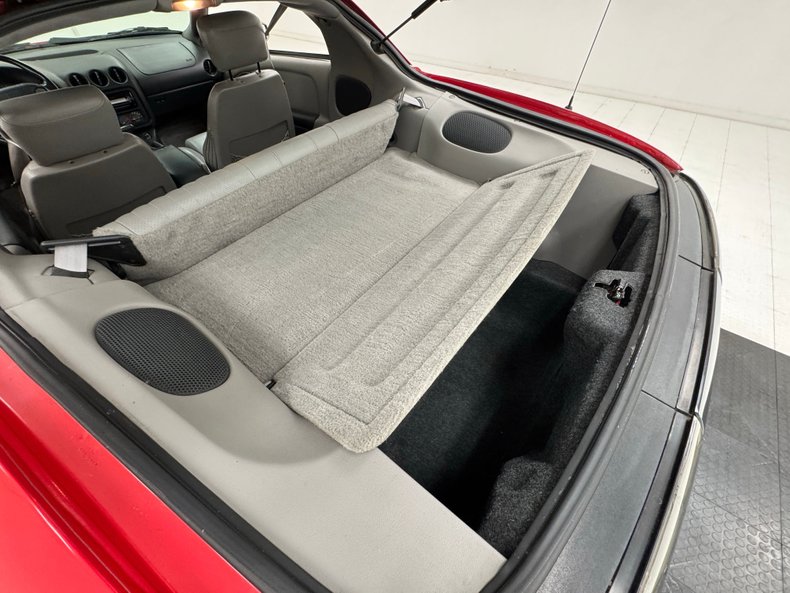 Pontiac-Firebird-1993-Bright-Red-Gray-3