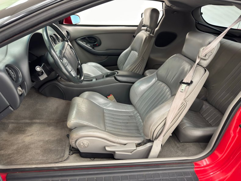 Pontiac-Firebird-1993-Bright-Red-Gray-37