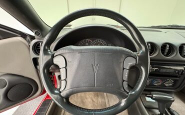 Pontiac-Firebird-1993-Bright-Red-Gray-41