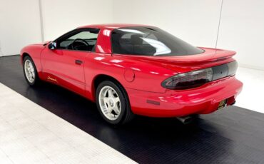 Pontiac-Firebird-1993-Bright-Red-Gray-6