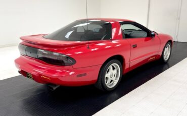 Pontiac-Firebird-1993-Bright-Red-Gray-8