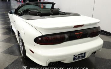 Pontiac-Firebird-1994-Arctic-White-Graphite-14