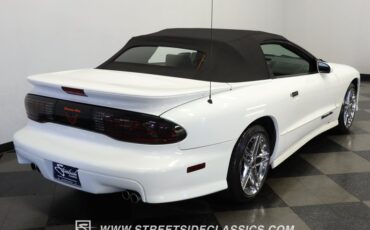 Pontiac-Firebird-1994-Arctic-White-Graphite-17