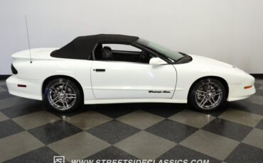 Pontiac-Firebird-1994-Arctic-White-Graphite-21