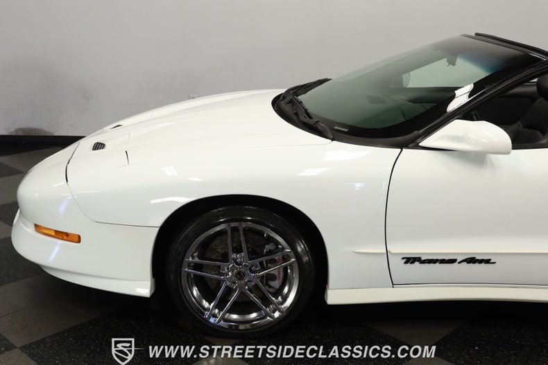 Pontiac-Firebird-1994-Arctic-White-Graphite-29