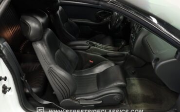 Pontiac-Firebird-1994-Arctic-White-Graphite-4