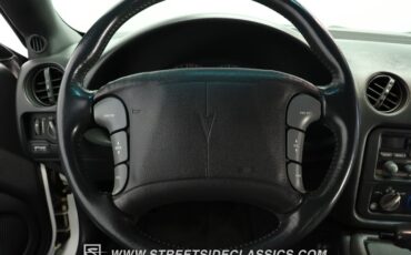 Pontiac-Firebird-1994-Arctic-White-Graphite-42