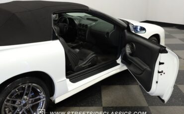 Pontiac-Firebird-1994-Arctic-White-Graphite-9