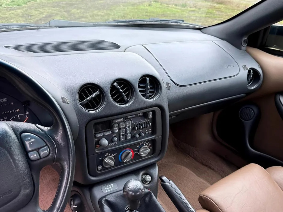 Pontiac-Firebird-1995-Green-Black-19