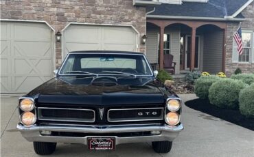 Pontiac-GTO-1965-2-Door-Coupe-1