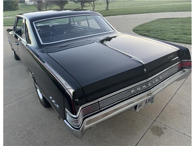 Pontiac-GTO-1965-2-Door-Coupe-12