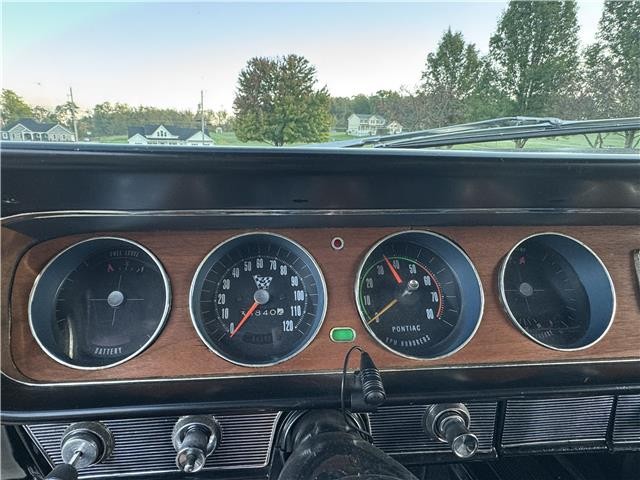Pontiac-GTO-1965-2-Door-Coupe-21
