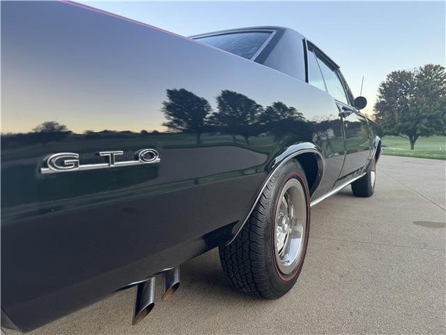 Pontiac-GTO-1965-2-Door-Coupe-6