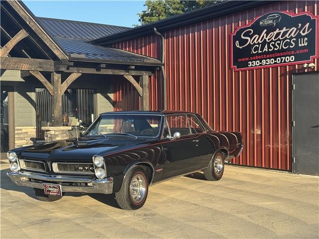 Pontiac GTO 1965 2 Door Coupe