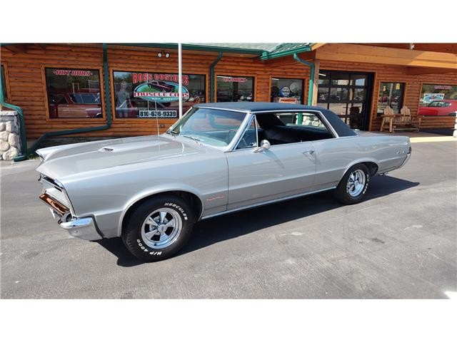 Pontiac GTO 1965 2 door coupe
