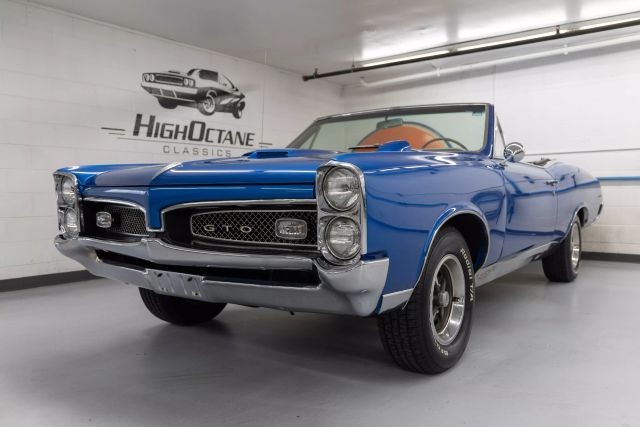 Pontiac-GTO-1967-Convertible-10