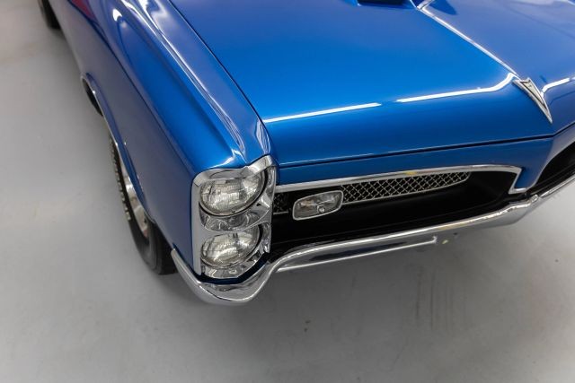 Pontiac-GTO-1967-Convertible-11