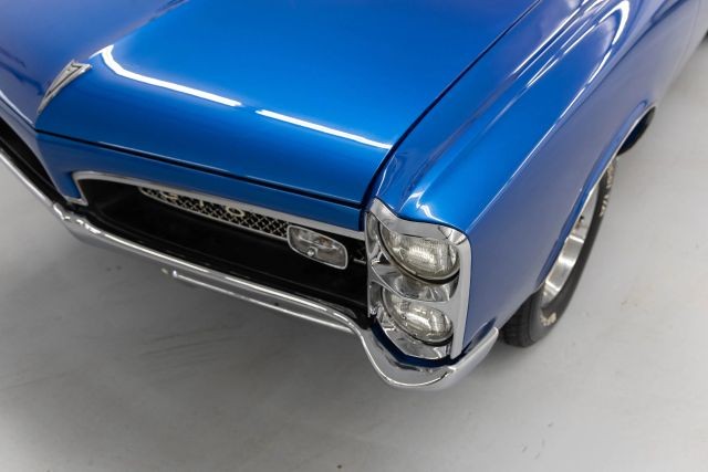 Pontiac-GTO-1967-Convertible-12