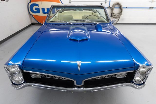 Pontiac-GTO-1967-Convertible-13