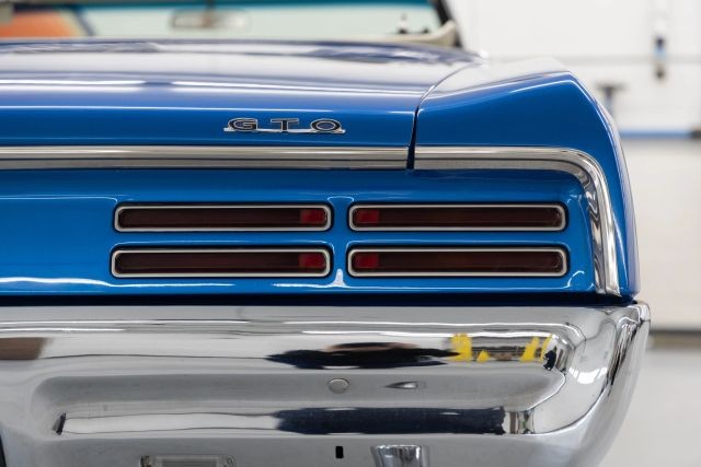Pontiac-GTO-1967-Convertible-36