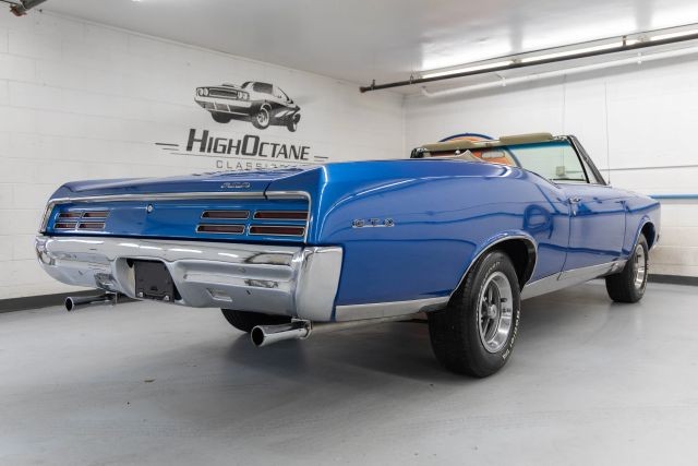Pontiac-GTO-1967-Convertible-38