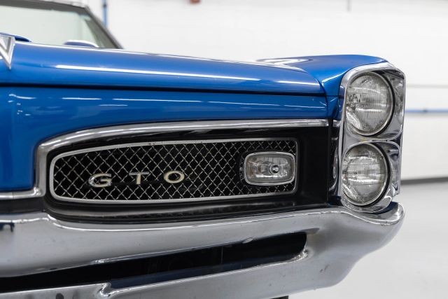 Pontiac-GTO-1967-Convertible-9