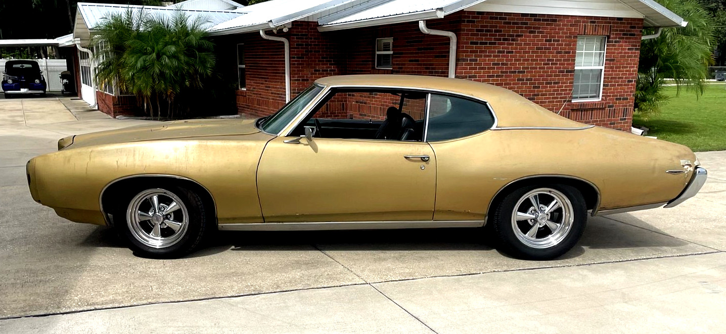 Pontiac-GTO-1969-Coupe-1