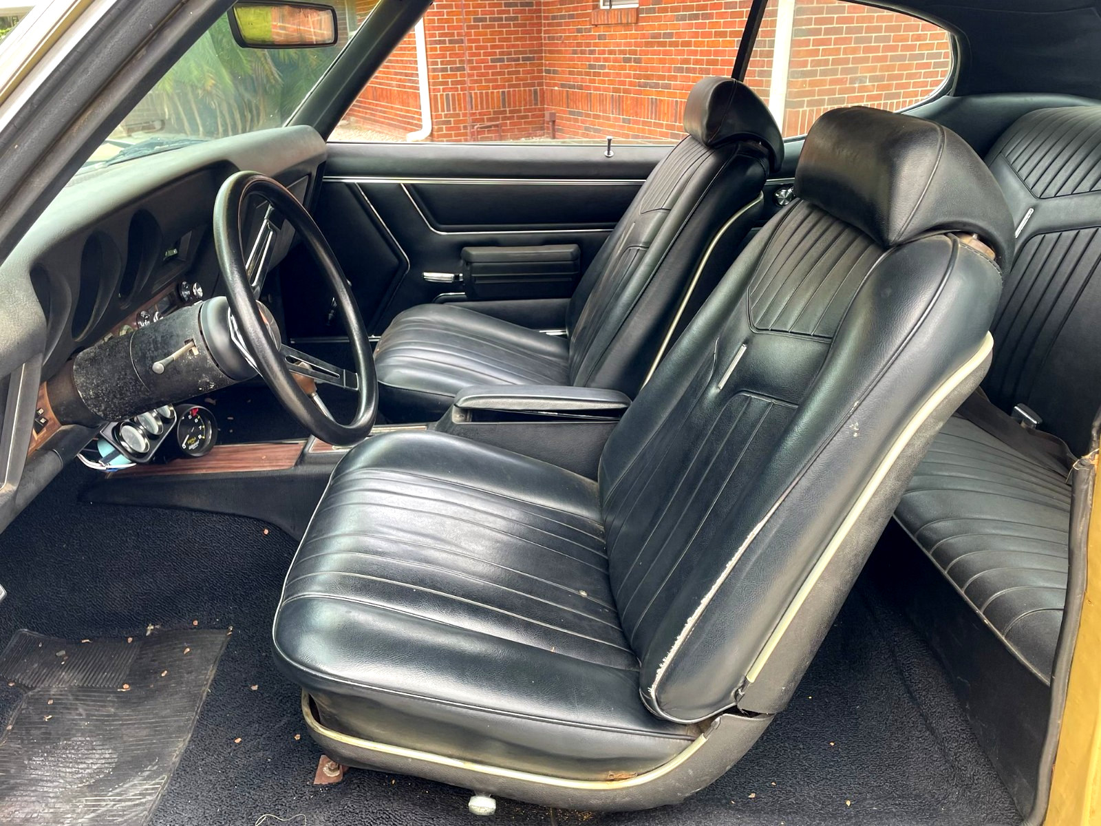 Pontiac-GTO-1969-Coupe-11